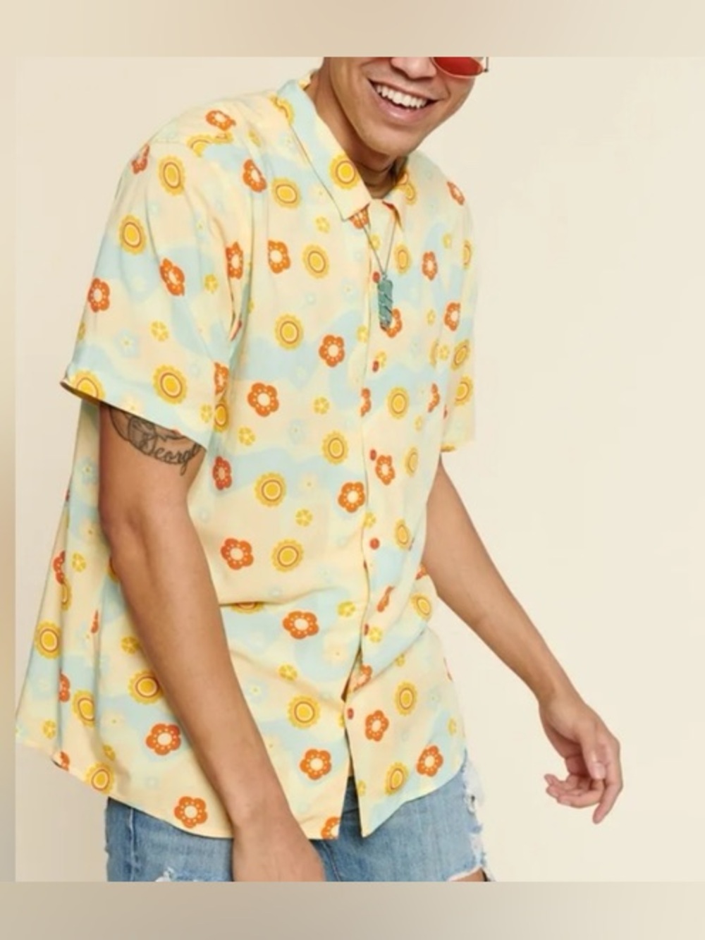 Flower Retro Button Up Shirt Mens M Surf Hawaiian Skater Festival Quirky Groovy